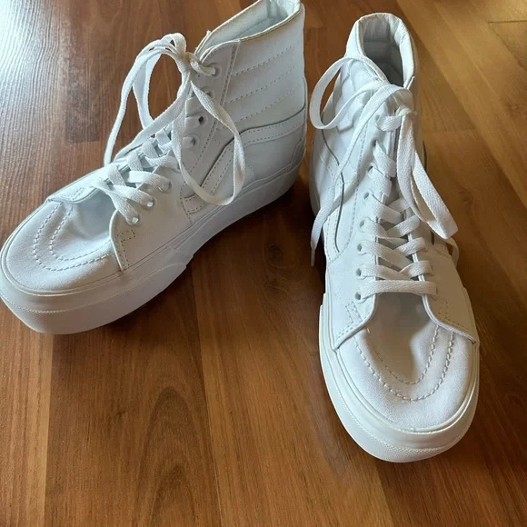 Vans high top Sk8-Hi white sneakers (6.5 womens) New - Picture 8 of 11